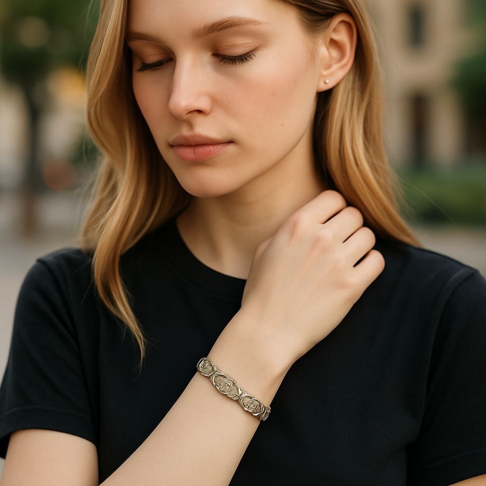 .925 WWII Vintage Forget Me Not Marilyn Bracelet Sterling Silver